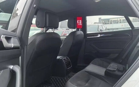 Volkswagen Passat CC, 2024 год, 3 430 000 рублей, 5 фотография