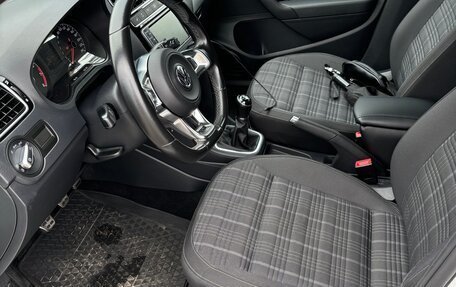 Volkswagen Polo VI (EU Market), 2016 год, 1 370 000 рублей, 14 фотография