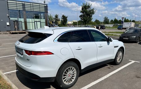 Jaguar F-Pace, 2017 год, 2 350 000 рублей, 4 фотография