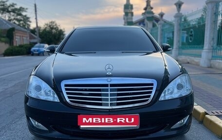 Mercedes-Benz S-Класс, 2008 год, 1 850 000 рублей, 2 фотография