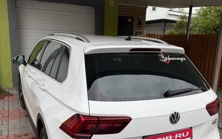 Volkswagen Tiguan II, 2017 год, 2 500 000 рублей, 2 фотография