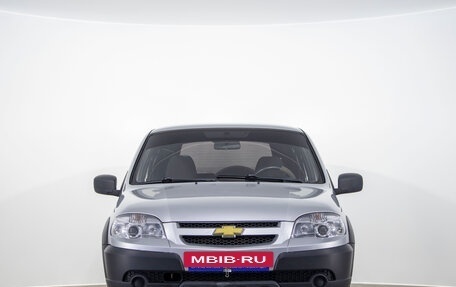 Chevrolet Niva I рестайлинг, 2013 год, 579 000 рублей, 2 фотография