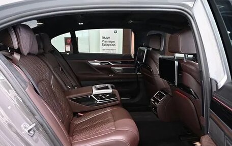 BMW 7 серия, 2022 год, 5 480 000 рублей, 12 фотография
