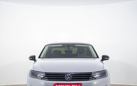 Volkswagen Passat B8 рестайлинг, 2016 год, 1 499 000 рублей, 2 фотография
