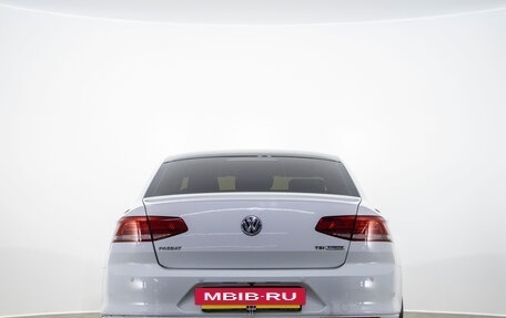 Volkswagen Passat B8 рестайлинг, 2016 год, 1 499 000 рублей, 5 фотография