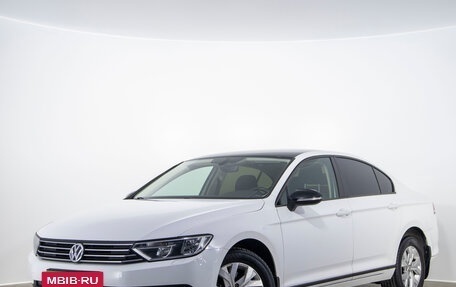 Volkswagen Passat B8 рестайлинг, 2016 год, 1 499 000 рублей, 3 фотография
