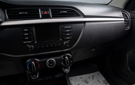 KIA Rio IV, 2018 год, 1 049 000 рублей, 12 фотография