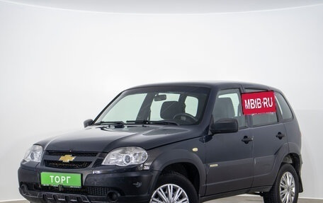 Chevrolet Niva I рестайлинг, 2017 год, 589 000 рублей, 3 фотография