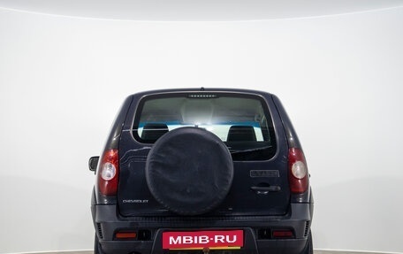 Chevrolet Niva I рестайлинг, 2017 год, 589 000 рублей, 5 фотография