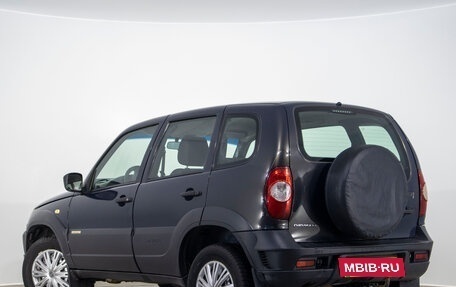 Chevrolet Niva I рестайлинг, 2017 год, 589 000 рублей, 6 фотография