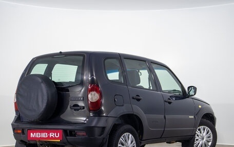 Chevrolet Niva I рестайлинг, 2017 год, 589 000 рублей, 4 фотография