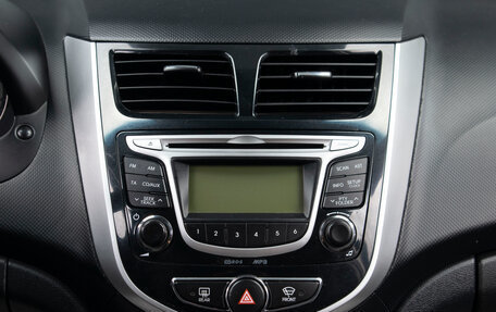 Hyundai Solaris II рестайлинг, 2013 год, 629 000 рублей, 13 фотография