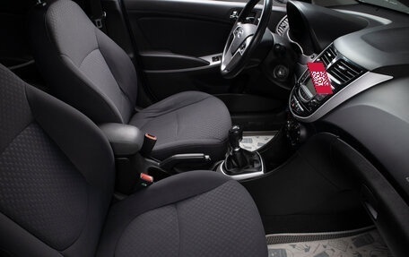 Hyundai Solaris II рестайлинг, 2013 год, 629 000 рублей, 17 фотография