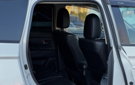 Mitsubishi Outlander III рестайлинг 3, 2017 год, 1 730 000 рублей, 16 фотография
