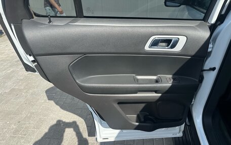 Ford Explorer VI, 2013 год, 1 720 000 рублей, 14 фотография