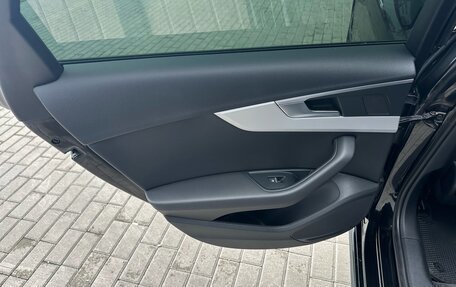 Audi A4, 2021 год, 3 050 000 рублей, 14 фотография