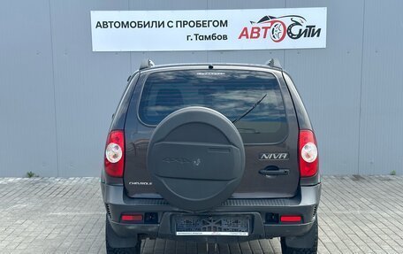 Chevrolet Niva I рестайлинг, 2015 год, 581 000 рублей, 6 фотография