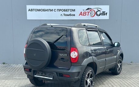 Chevrolet Niva I рестайлинг, 2015 год, 581 000 рублей, 5 фотография