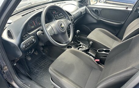 Chevrolet Niva I рестайлинг, 2015 год, 581 000 рублей, 9 фотография