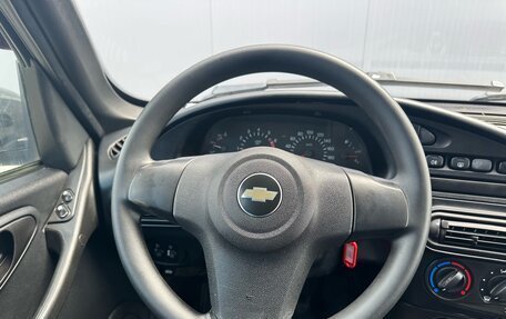 Chevrolet Niva I рестайлинг, 2015 год, 581 000 рублей, 14 фотография