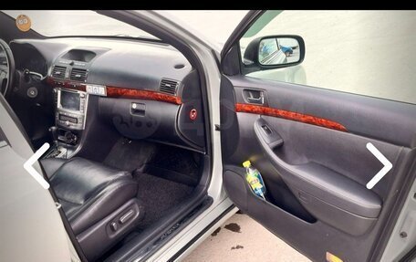 Toyota Avensis III рестайлинг, 2003 год, 595 000 рублей, 11 фотография