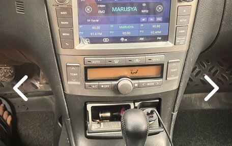Toyota Avensis III рестайлинг, 2003 год, 595 000 рублей, 19 фотография