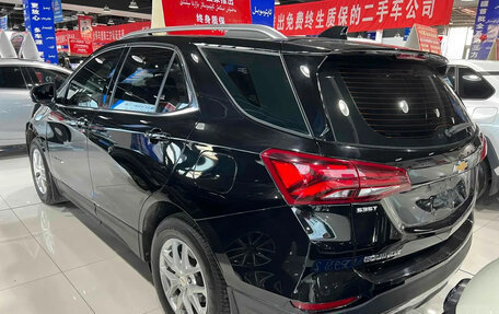 Chevrolet Equinox III, 2022 год, 1 852 000 рублей, 2 фотография