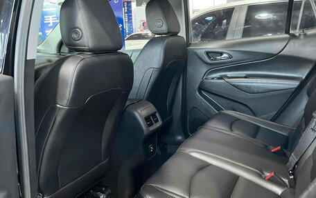Chevrolet Equinox III, 2022 год, 1 852 000 рублей, 5 фотография
