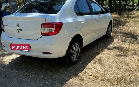 Renault Logan II, 2016 год, 750 000 рублей, 2 фотография
