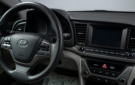 Hyundai Elantra VI рестайлинг, 2017 год, 1 249 000 рублей, 11 фотография