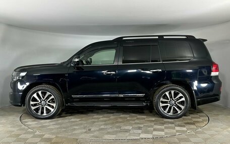 Toyota Land Cruiser 200, 2020 год, 6 697 000 рублей, 7 фотография