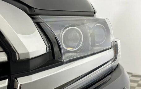 Toyota Land Cruiser 200, 2020 год, 6 697 000 рублей, 8 фотография