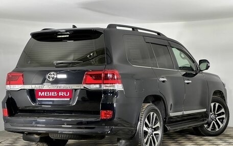 Toyota Land Cruiser 200, 2020 год, 6 697 000 рублей, 3 фотография