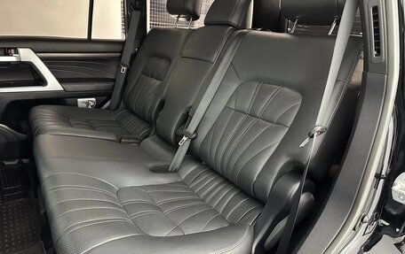 Toyota Land Cruiser 200, 2020 год, 6 697 000 рублей, 27 фотография
