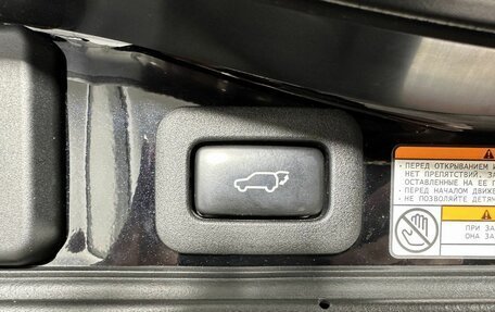 Toyota Land Cruiser 200, 2020 год, 6 697 000 рублей, 29 фотография