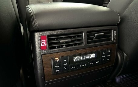 Toyota Land Cruiser 200, 2020 год, 6 697 000 рублей, 28 фотография