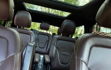Mercedes-Benz V-Класс, 2017 год, 4 200 000 рублей, 3 фотография
