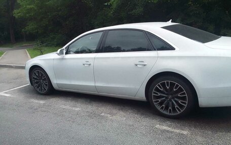 Audi A8, 2011 год, 1 100 000 рублей, 2 фотография