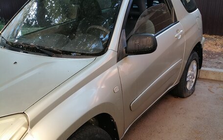 Toyota RAV4, 2001 год, 650 000 рублей, 1 фотография