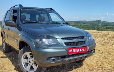 Chevrolet Niva I рестайлинг, 2018 год, 980 000 рублей, 1 фотография
