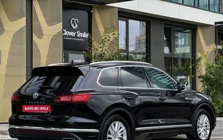 Volkswagen Touareg III, 2018 год, 3 990 000 рублей, 7 фотография