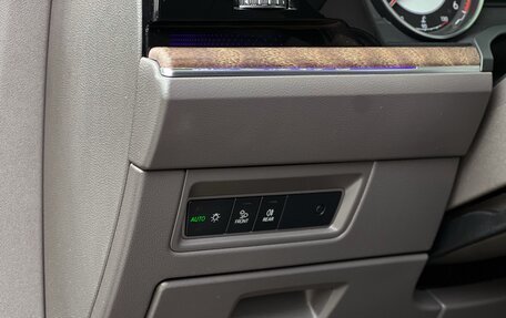 Volkswagen Touareg III, 2018 год, 3 990 000 рублей, 24 фотография