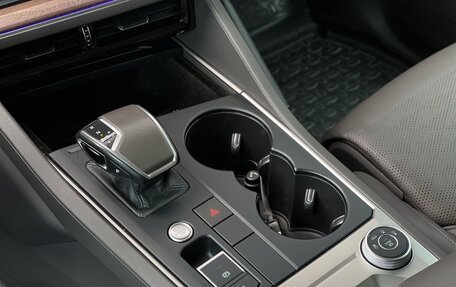 Volkswagen Touareg III, 2018 год, 3 990 000 рублей, 25 фотография