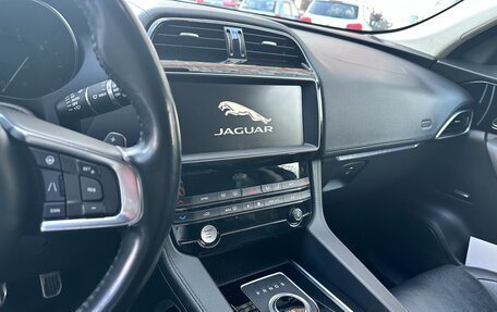 Jaguar F-Pace, 2018 год, 2 560 000 рублей, 7 фотография
