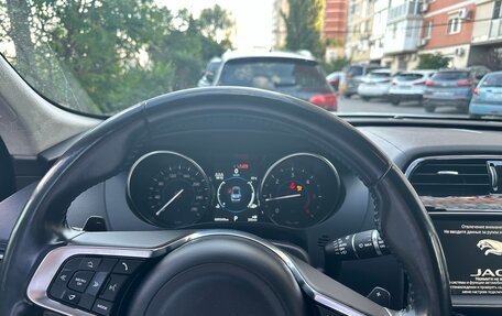 Jaguar F-Pace, 2018 год, 2 560 000 рублей, 6 фотография