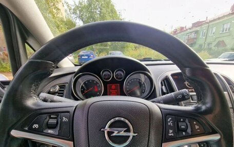 Opel Astra J, 2011 год, 550 000 рублей, 7 фотография