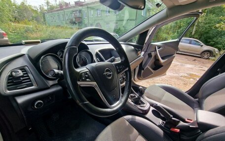 Opel Astra J, 2011 год, 550 000 рублей, 9 фотография