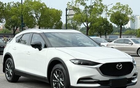 Mazda CX-4, 2021 год, 2 250 000 рублей, 3 фотография