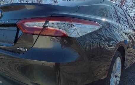 Toyota Camry, 2019 год, 3 200 000 рублей, 2 фотография