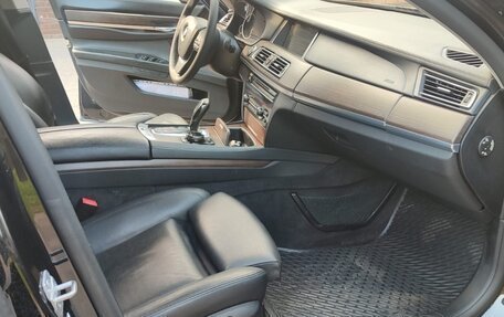 BMW 7 серия, 2013 год, 1 450 000 рублей, 12 фотография